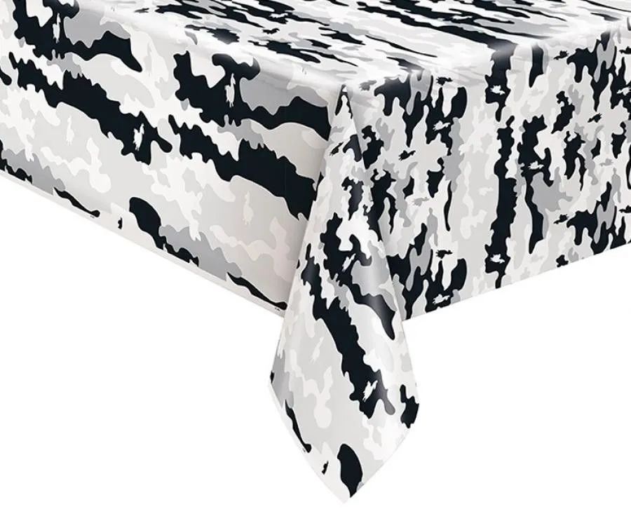 Fortnite Black terepmintás műanyag asztalterítő 137x213 cm Kedvezmény