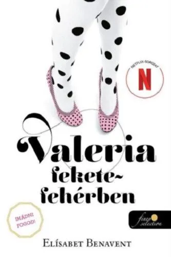 Népszerű Valeria fekete-fehérben - Valeria 3.